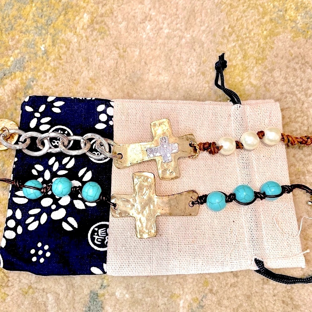 Set of Turquoise & Pearl gold toned beaded metal cross bracelets NEW